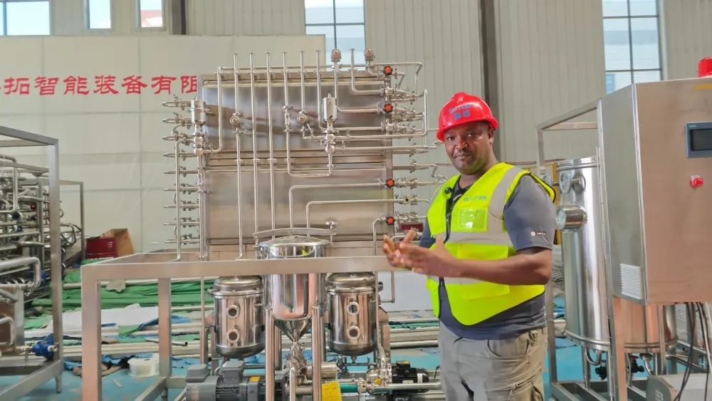 Keniyalik hamkor asbob-uskunalarni chuqur ko'rib chiqish uchun Intop Machinery-ga qaytadi
